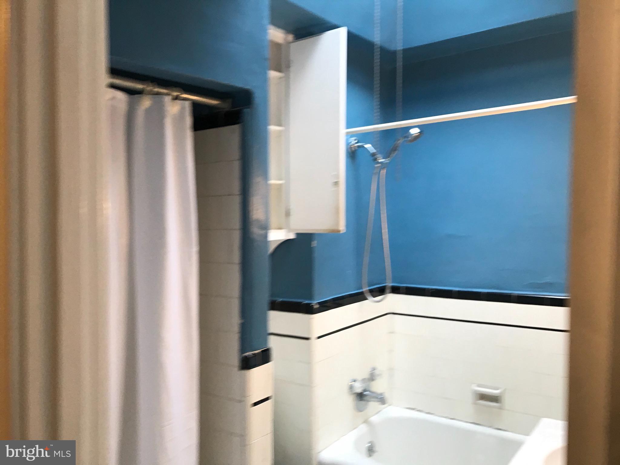 328 Margate Road Upper Darby, PA 19082 - Photo 10 of 14 Bathroom
