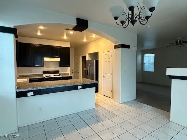 $2,125 | 9008 Ballad Avenue, Las Vegas, NV 89129