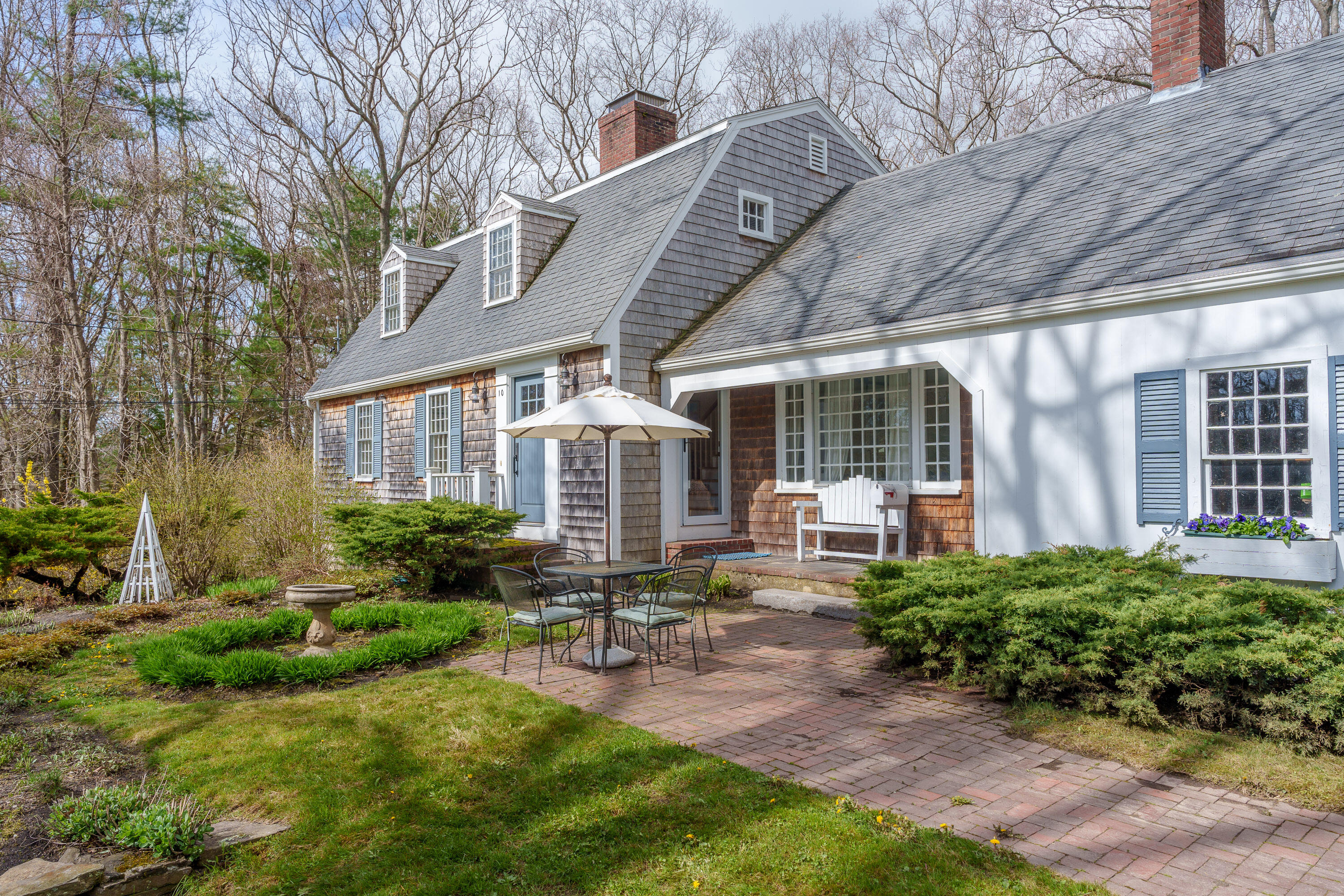 10 Locksley Road Cape Elizabeth, ME 04107 - Photo 3 of 49 05_10 Locksley Rd_PGM_Print