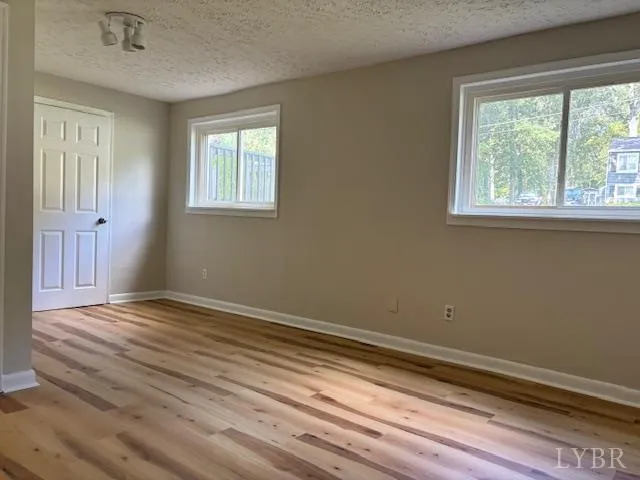 $284,900 | 202 Oak Knob Drive, Forest, VA 24551