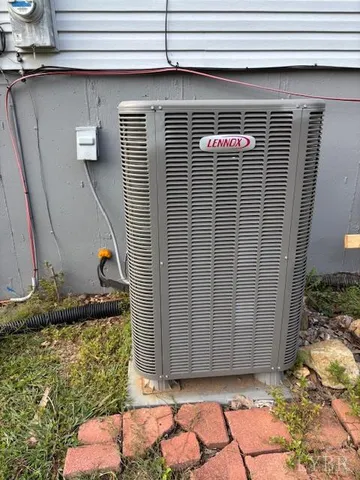 $284,900 | 202 Oak Knob Drive, Forest, VA 24551