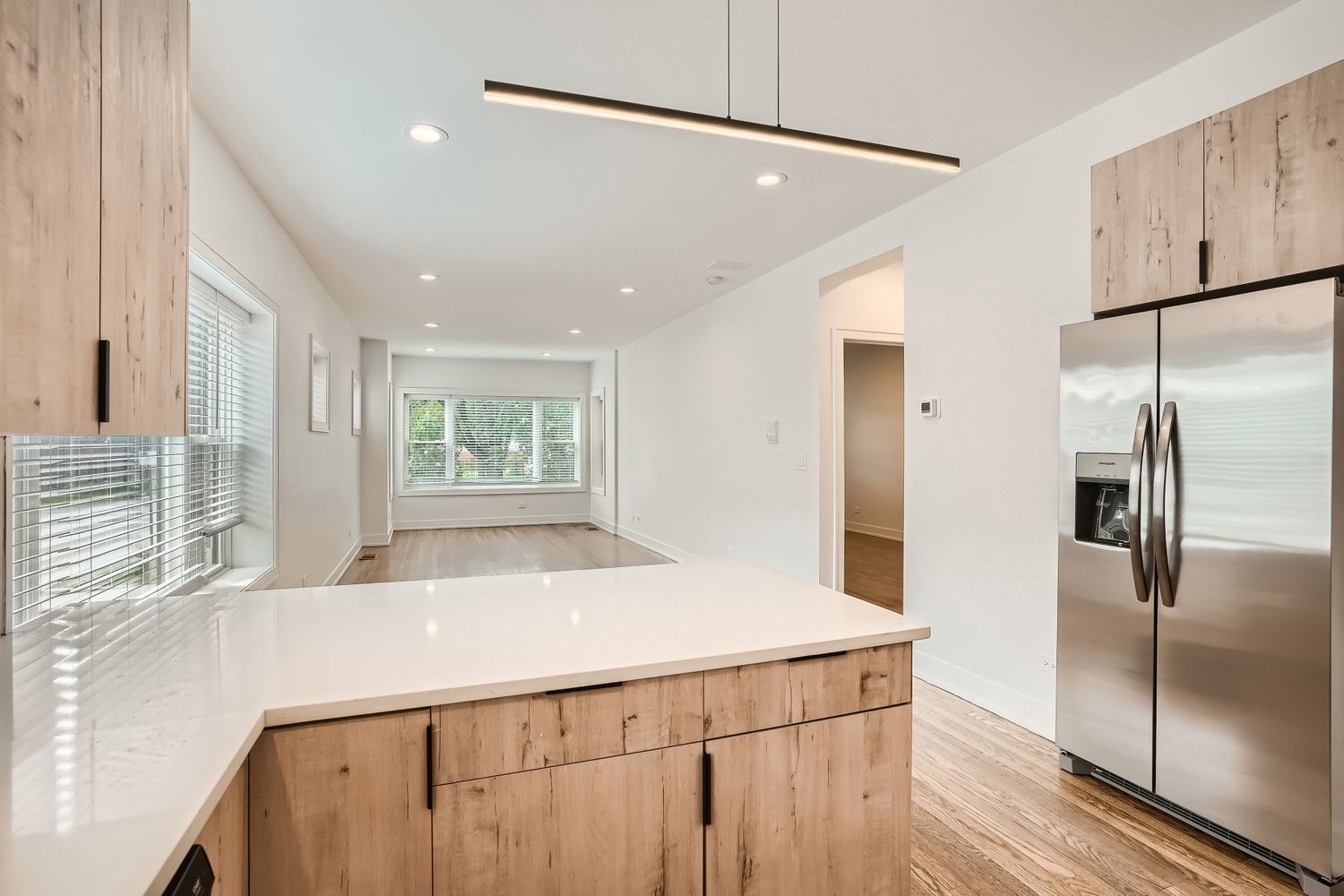 2602 North Springfield Avenue, Unit 1 Chicago, IL 60647 - Photo 4 of 29