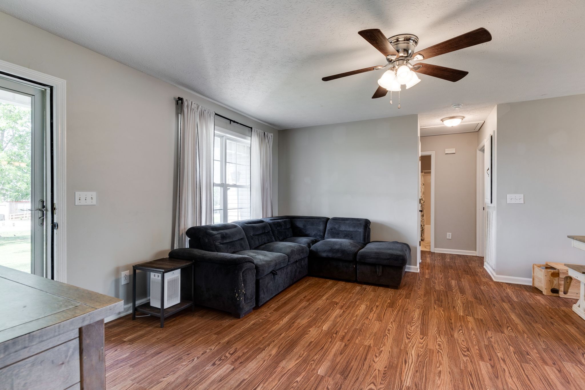 630 Portland Boulevard Portland, TN 37148 - Photo 8 of 29 a living room with furniture and a window
