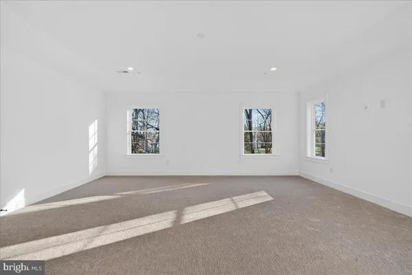 $1,049,000 | 2 North Line Street, Lansdale, PA 19446
