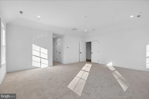 $1,049,000 | 2 North Line Street, Lansdale, PA 19446