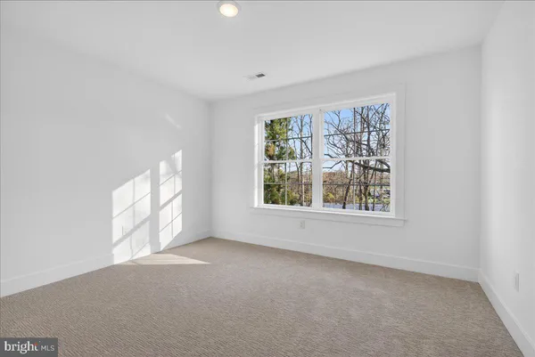 $1,049,000 | 2 North Line Street, Lansdale, PA 19446