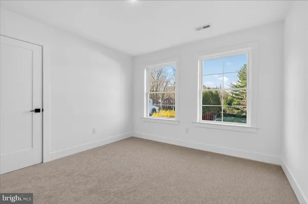 $1,049,000 | 2 North Line Street, Lansdale, PA 19446