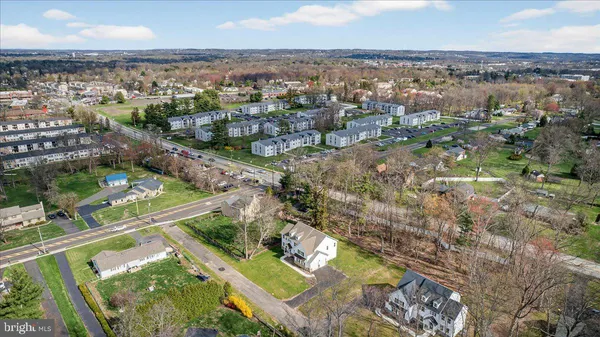 $1,049,000 | 2 North Line Street, Lansdale, PA 19446