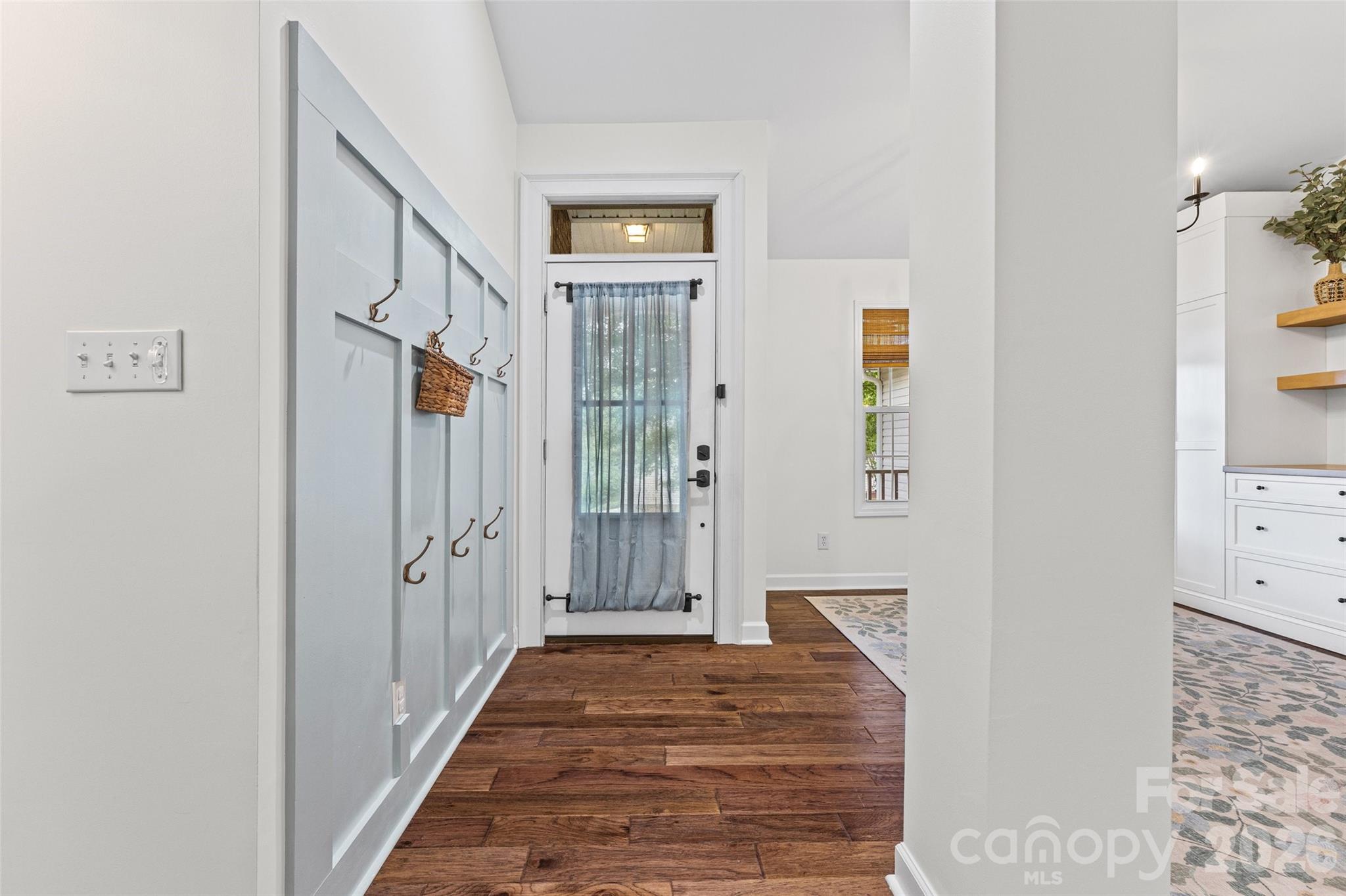 12029 Spinnaker Drive Tega Cay, SC 29708 - Photo 4 of 32