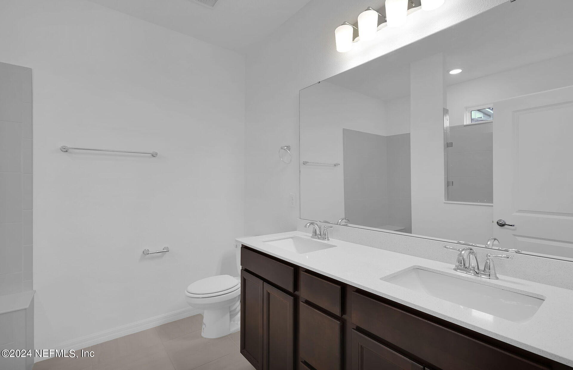 318 Shortleaf Lane Yulee, FL 32097 - Photo 17 of 30 Spruce Owner's Bathroom