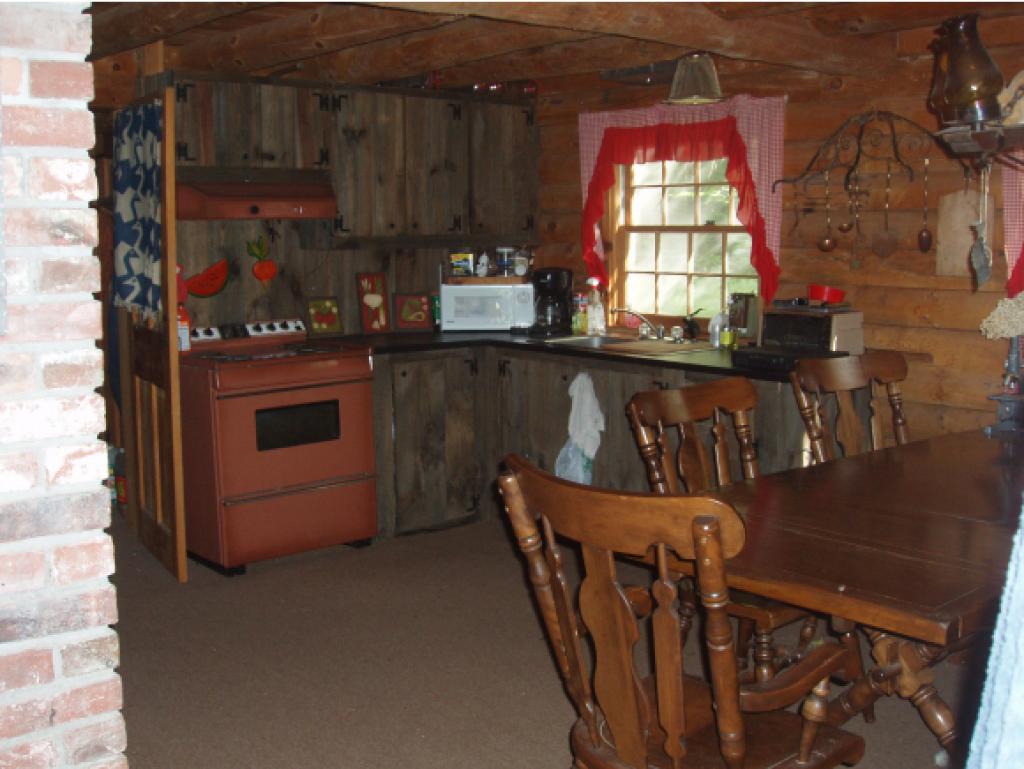 954 N Road Sunderland, VT 05252 - Photo 5 of 19 Gallery Image 5