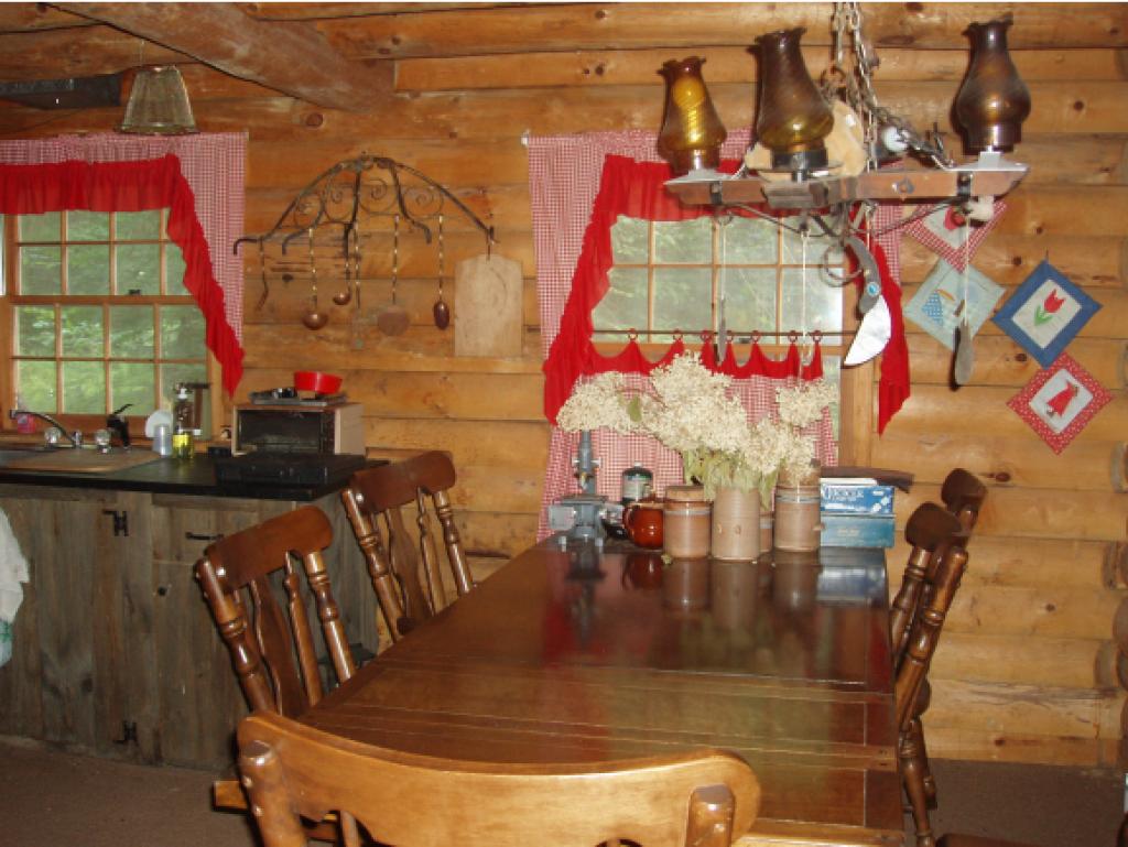 954 N Road Sunderland, VT 05252 - Photo 8 of 19 Gallery Image 8