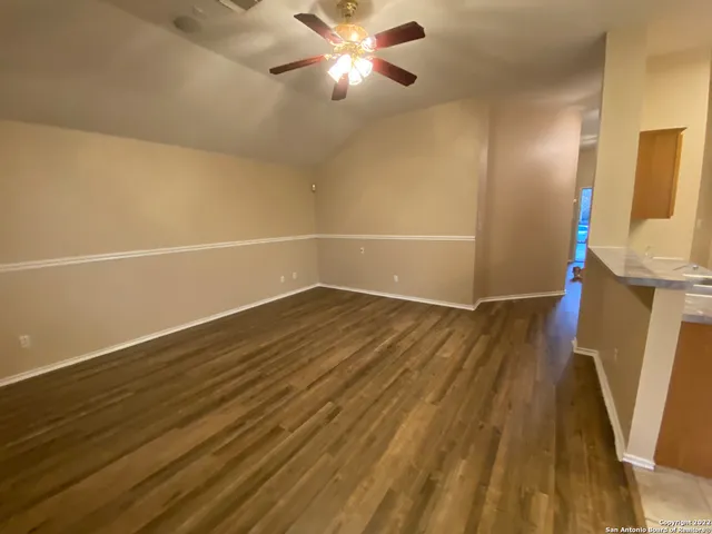 $1,550 | 8363 Copperglen, Converse, TX 78109
