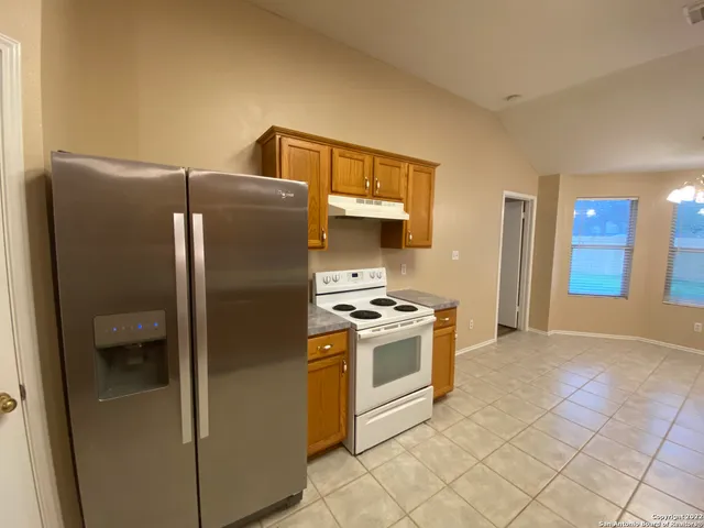 $1,550 | 8363 Copperglen, Converse, TX 78109