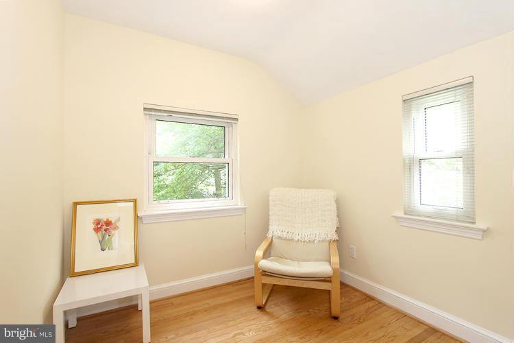 3 Lauer Terrace Silver Spring, MD 20901 - Photo 18 of 26 Bedroom