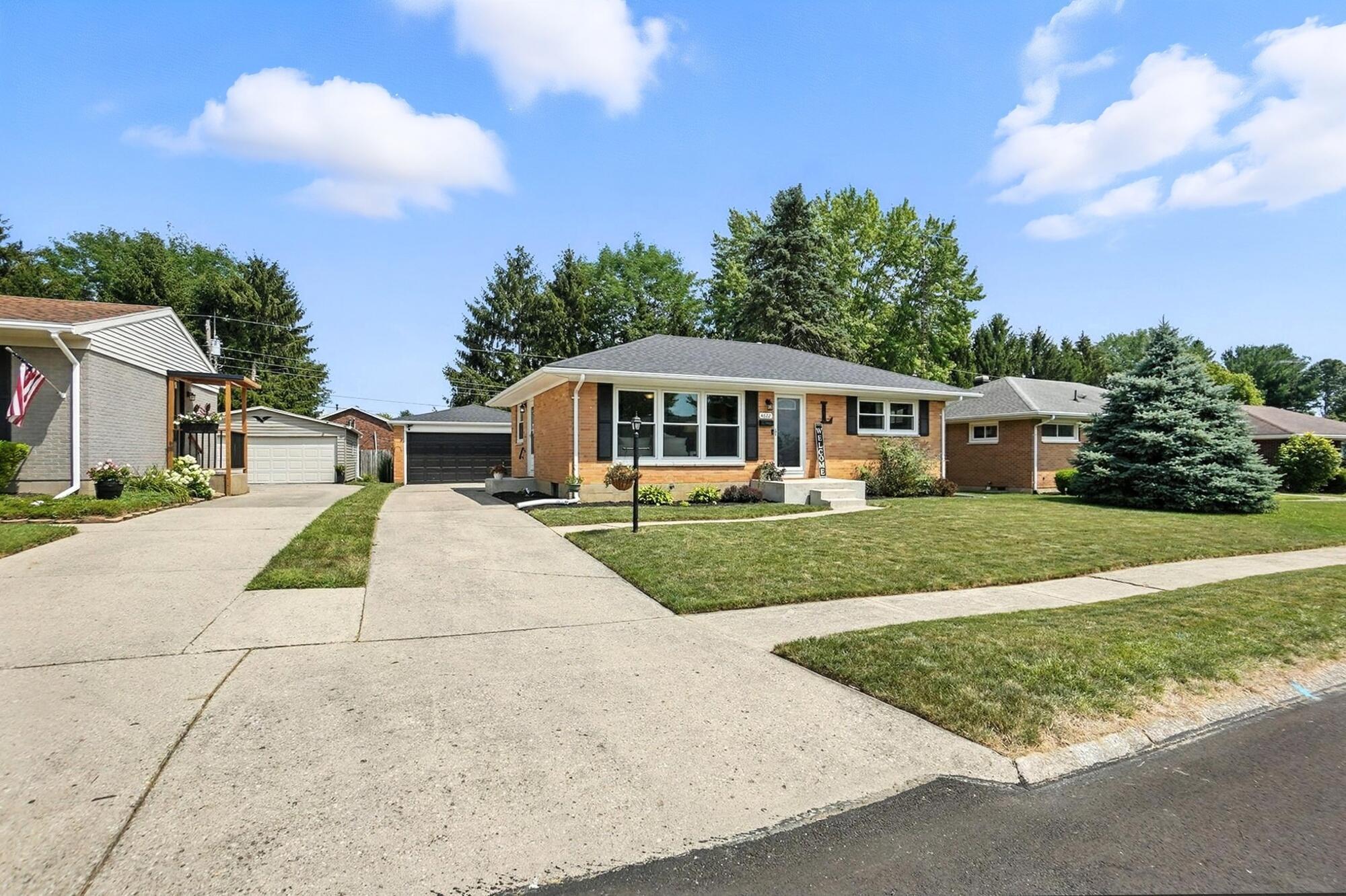 4622 West Ridgewood Road Springfield, OH 45503 - Photo 2 of 36