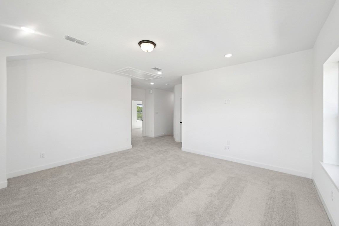 5526 Orangery Lane Manvel, TX 77578 - Photo 36 of 47 an empty room with an entryway