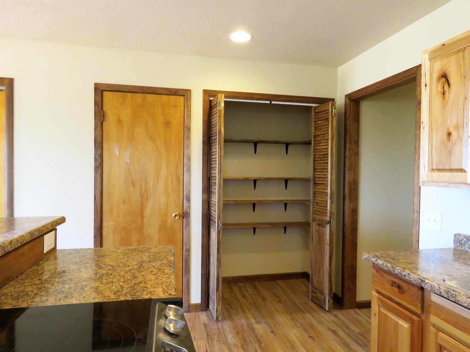 7181 Blackwell Road Central Point, OR 97502 - Photo 10 of 23 Additional Photo