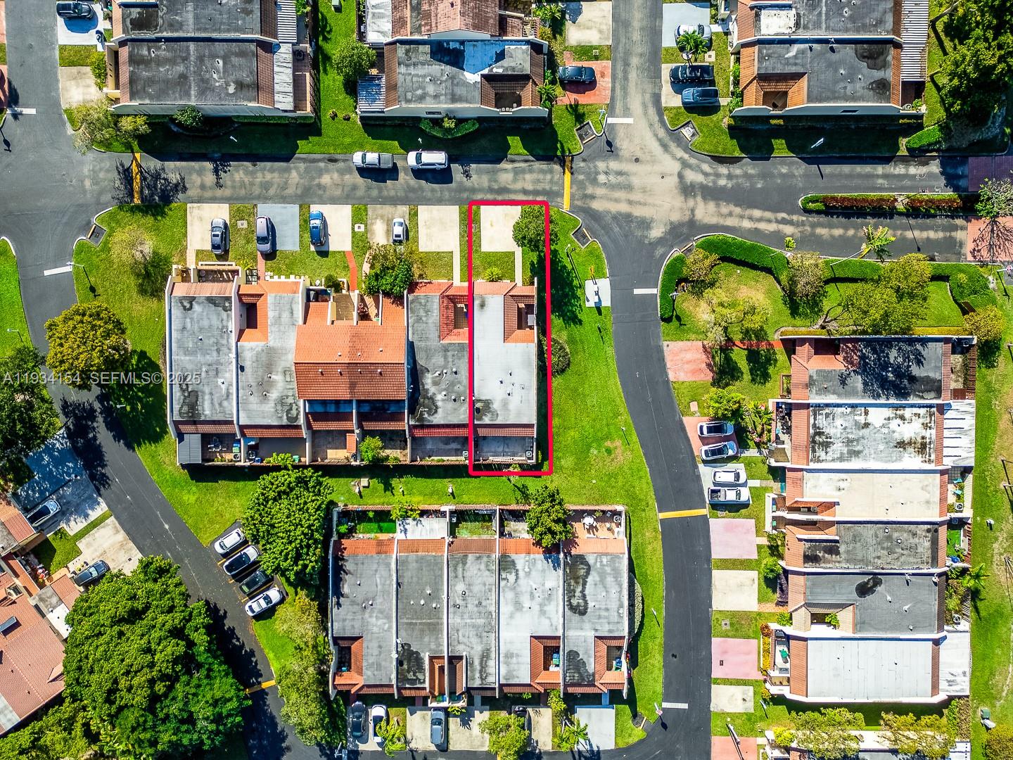 6491 Northwest 190th Terrace Hialeah, FL 33015 - Photo 27 of 28 a view of outdoor space