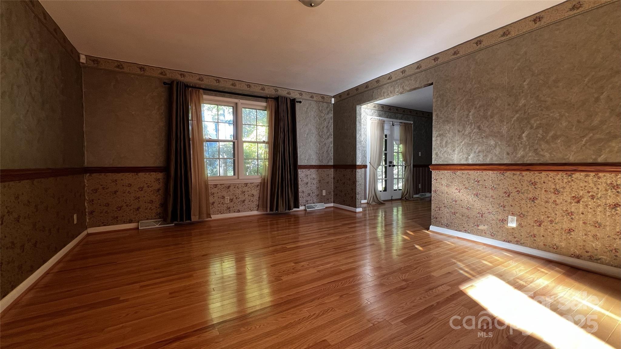 1325 Leolillie Lane Charlotte, NC 28216 - Photo 4 of 35