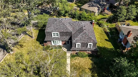 $385,000 | 9201 Goddard, Overland Park, KS 66214