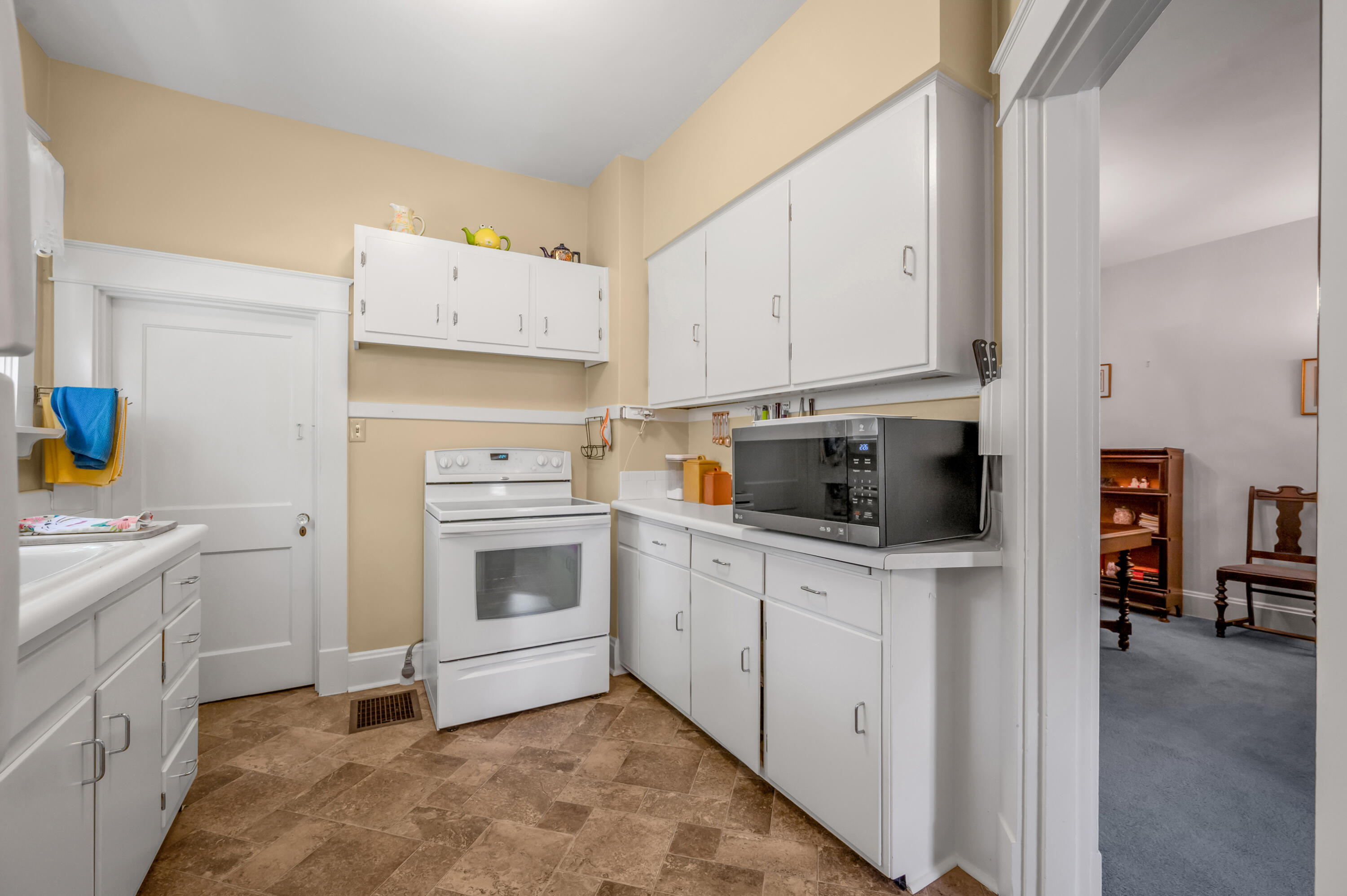 1011 Fontaine Road Lexington, KY 40502 - Photo 22 of 58 TDB_8430