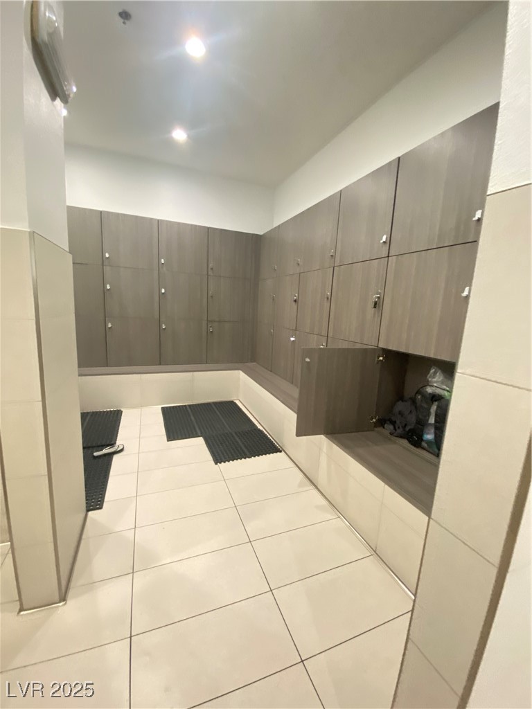 172 Tall Ruff Drive Las Vegas, NV 89148 - Photo 89 of 94 Locker room