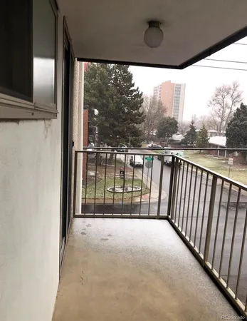 $1,450 | 799 Dahlia Street, Unit 304, Denver, CO 80220