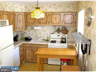 2848 Carter Road Trevose, PA 19053 - Photo 6 of 12 Kitchen