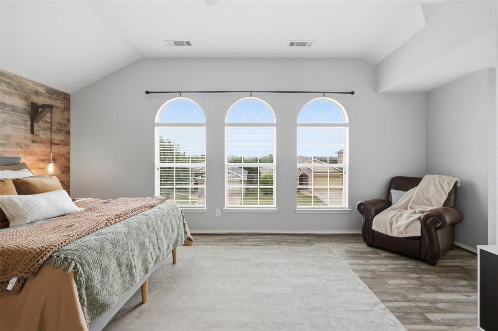 14037 Fontana Road Fort Worth, TX 76262 - Photo 25 of 40