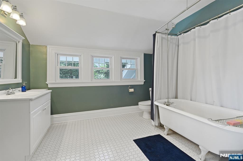 120 Buckingham Road Montclair, NJ 07043 - Photo 29 of 50