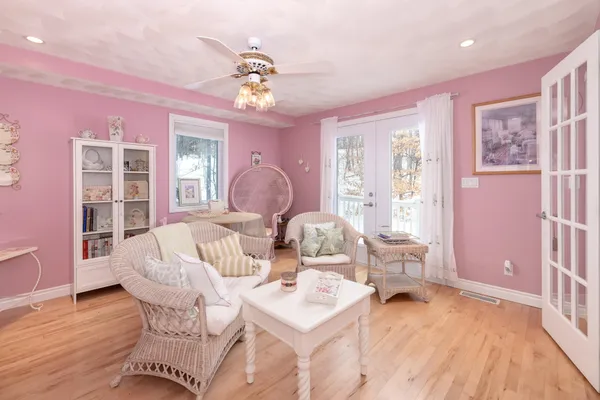 $825,000 | 85 Amethyst Hill Road, Conway, NH 03860