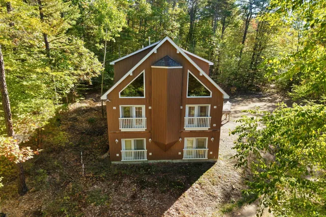 $850,000 | 85 Amethyst Hill Road, Conway, NH 03860