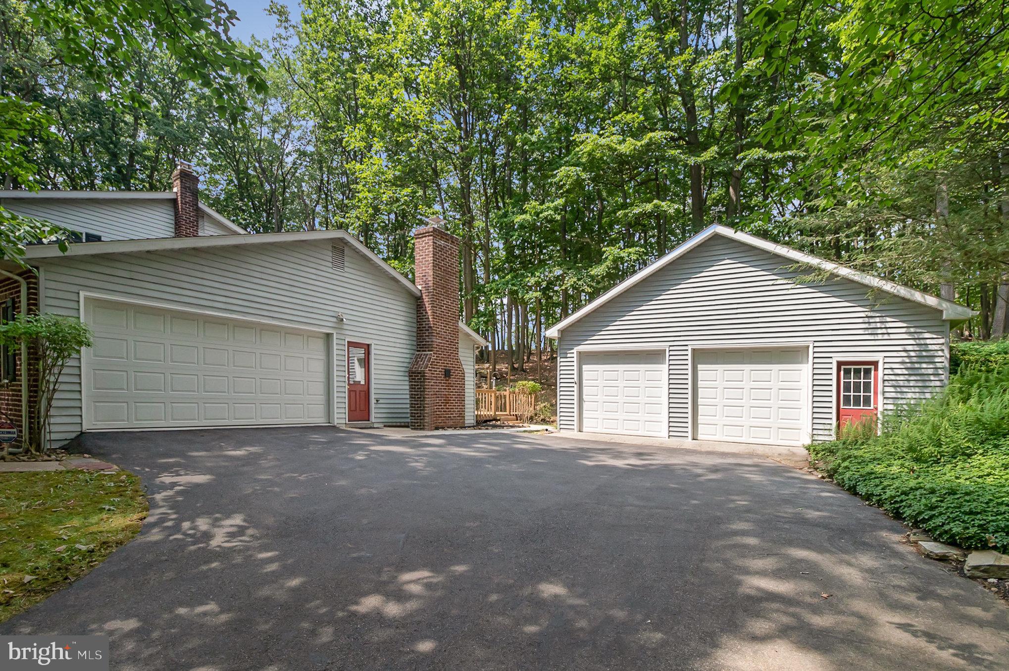 650 Deer Road Boiling Springs, PA 17007 - Photo 39 of 43 Side entry 2 car gar. and detached garage