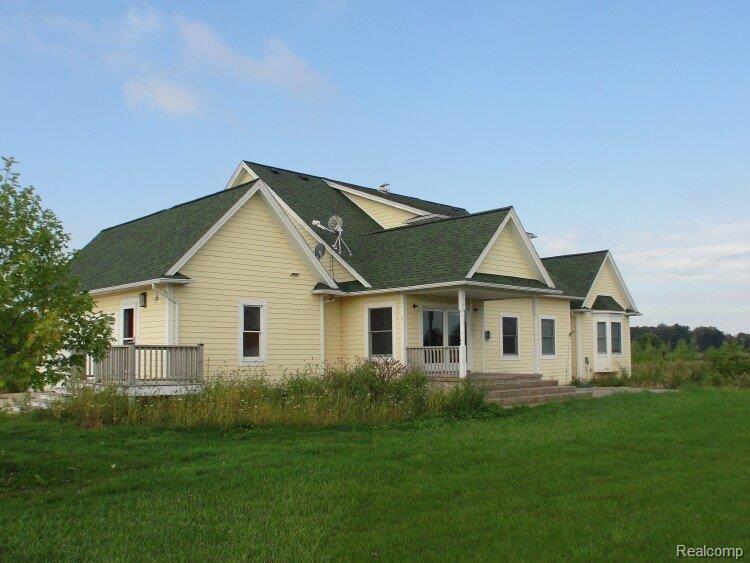 5420 Farrell Road Dexter, MI 48130 - Photo 5 of 22 outside back