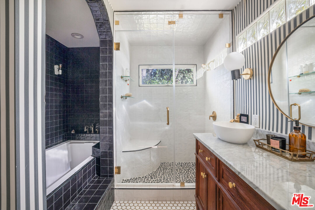 4426 Auckland Avenue Toluca Lake, CA 91602 - Photo 13 of 19