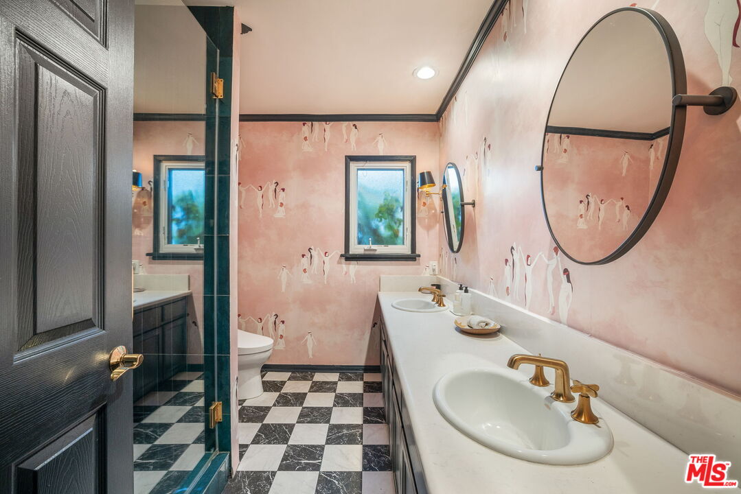 4426 Auckland Avenue Toluca Lake, CA 91602 - Photo 15 of 19