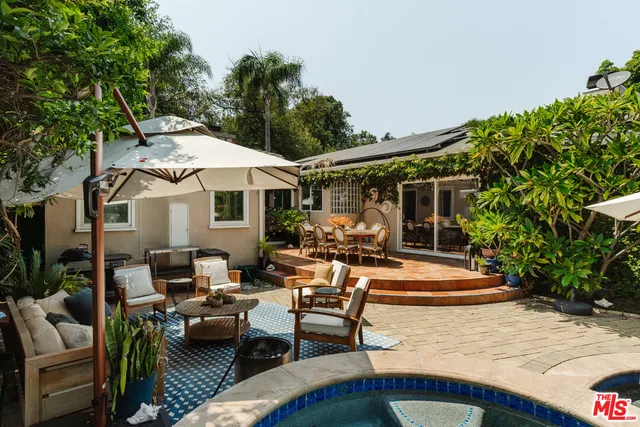 $1,950,000 | 4426 Auckland Avenue, Toluca Lake, CA 91602
