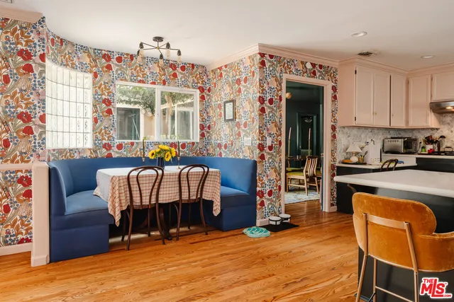 $1,950,000 | 4426 Auckland Avenue, Toluca Lake, CA 91602