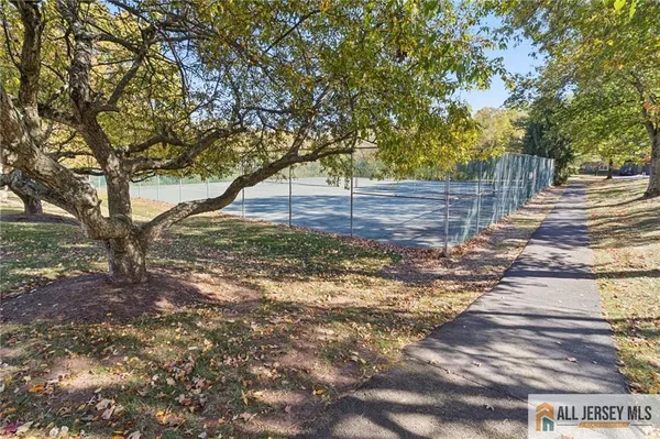 $3,400 | 10 Brookline Court, Unit G, Princeton, NJ 08540