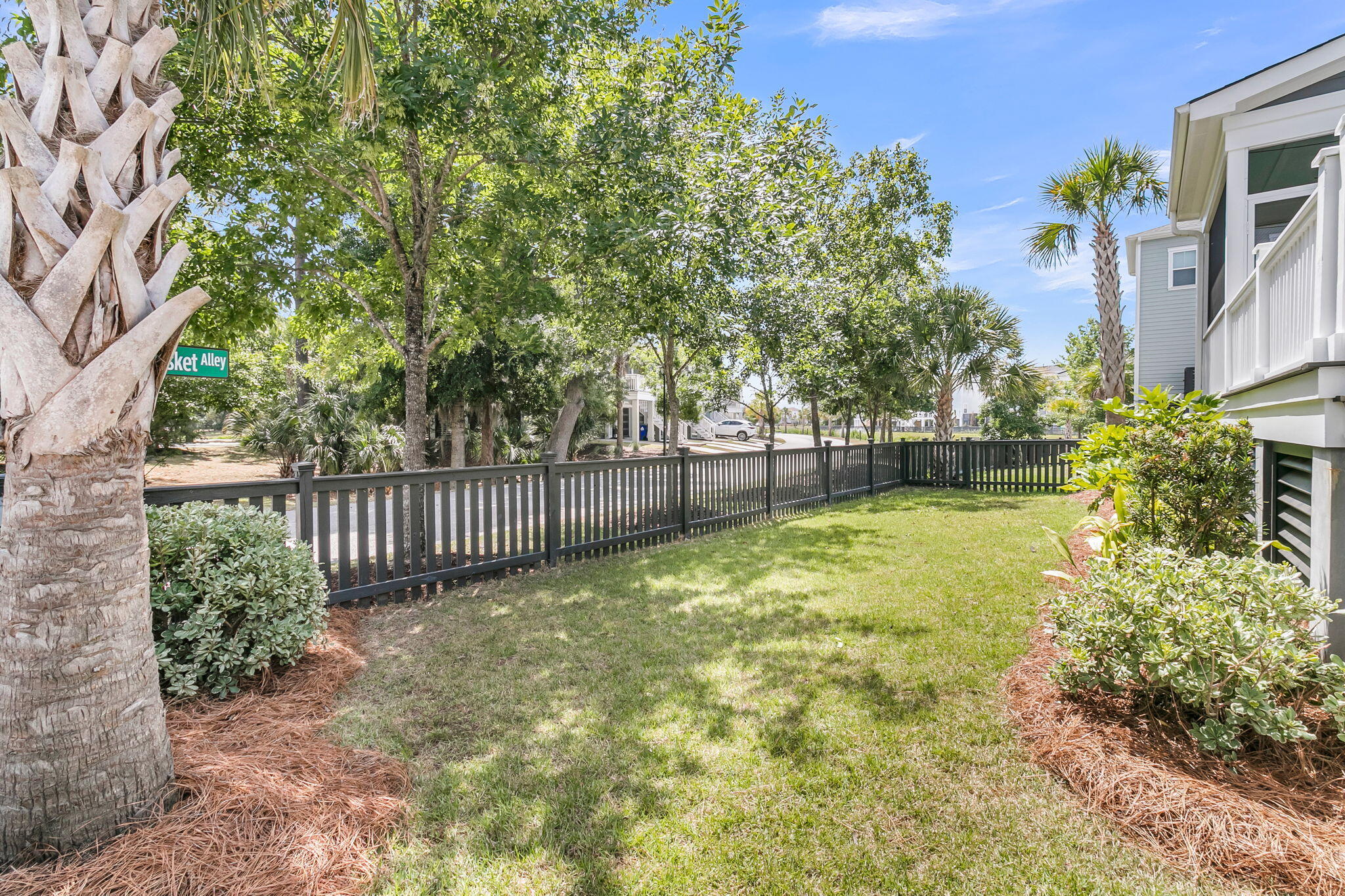 1560 Red Tide Road Mount Pleasant, SC 29466 - Photo 35 of 50