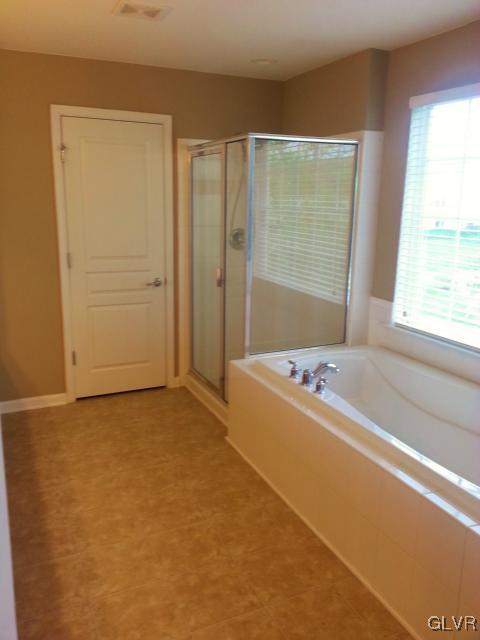 8786 Pathfinder Road Breinigsville, PA 18031 - Photo 12 of 23 Gallery Image 12