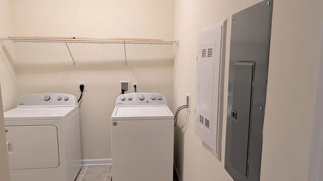 $2,995 | 110 Trotter Road, Unit 2409, Weymouth, MA 02190