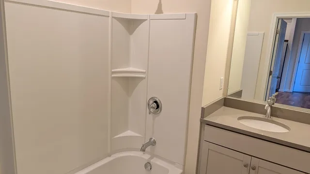 $2,995 | 110 Trotter Road, Unit 2409, Weymouth, MA 02190