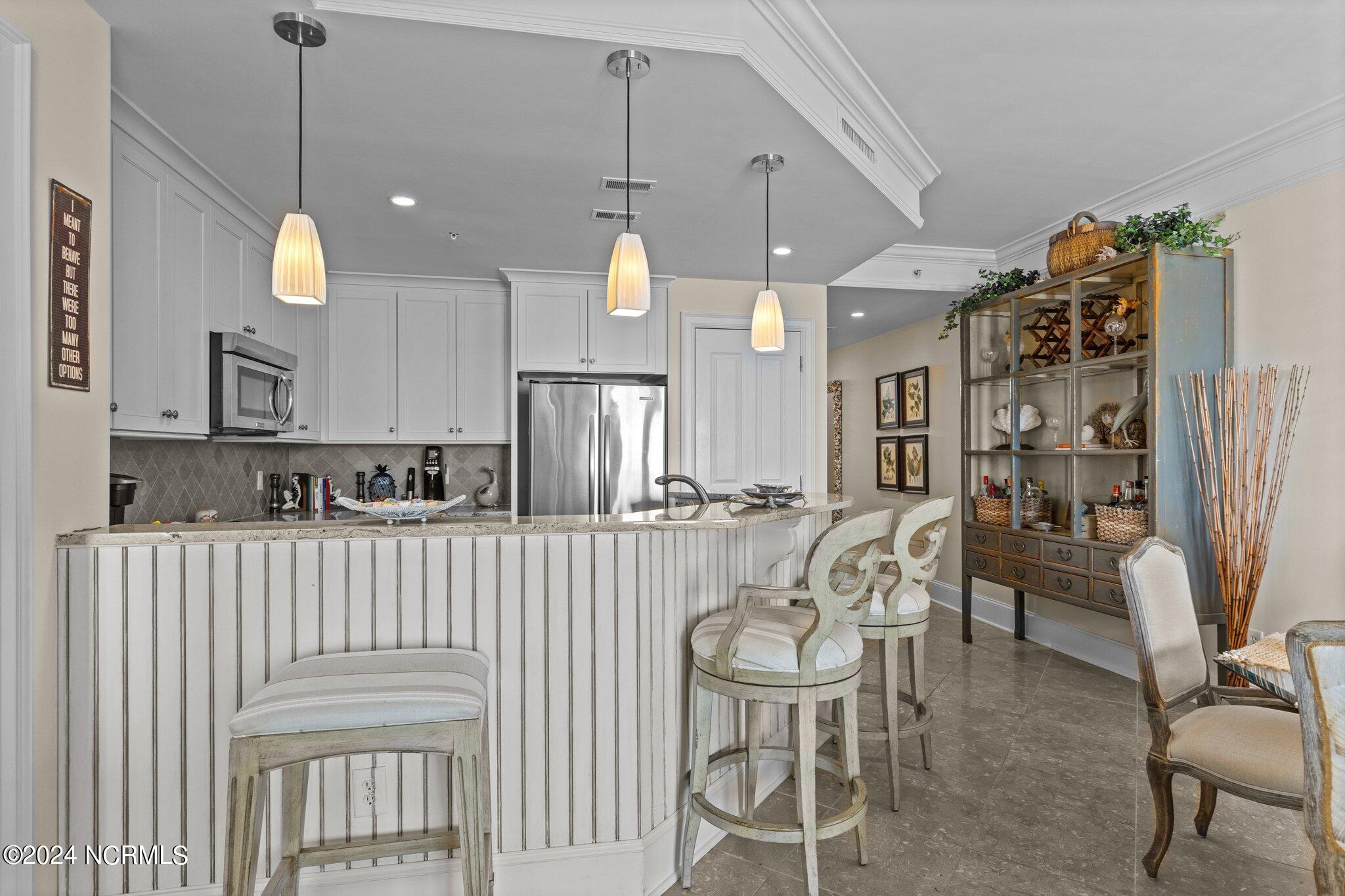 1435 Salter Path Road, Unit D4 Indian Beach, NC 28512 - Photo 11 of 64 21-web-or-mls-1S3A2670