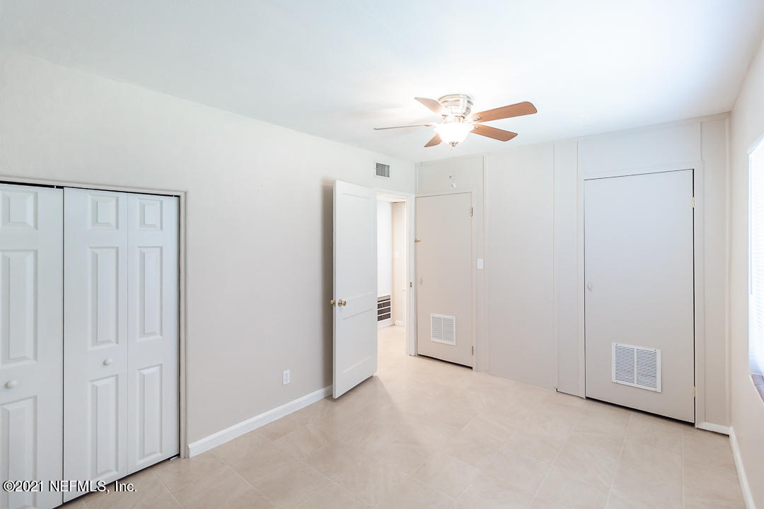 5453 North River Road Jacksonville, FL 32211 - Photo 7 of 13 008