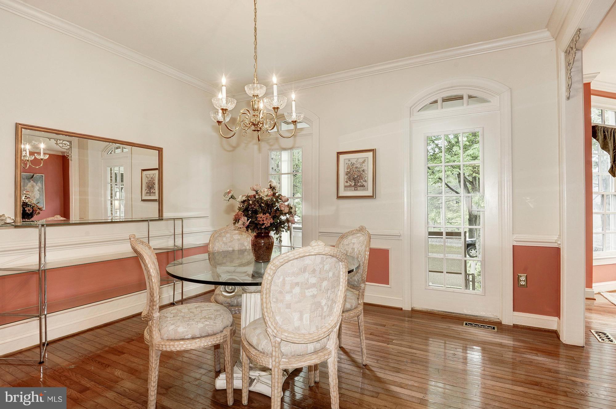 4005 Guinea Road Annandale, VA 22003 - Photo 8 of 29 Dining Room
