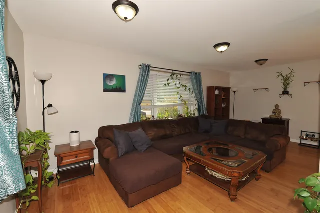 $445,000 | 97 Kendall Pond Road, Windham, NH 03087