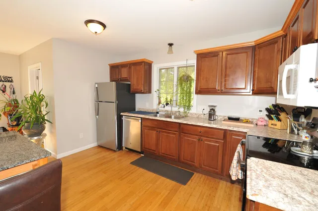 $445,000 | 97 Kendall Pond Road, Windham, NH 03087