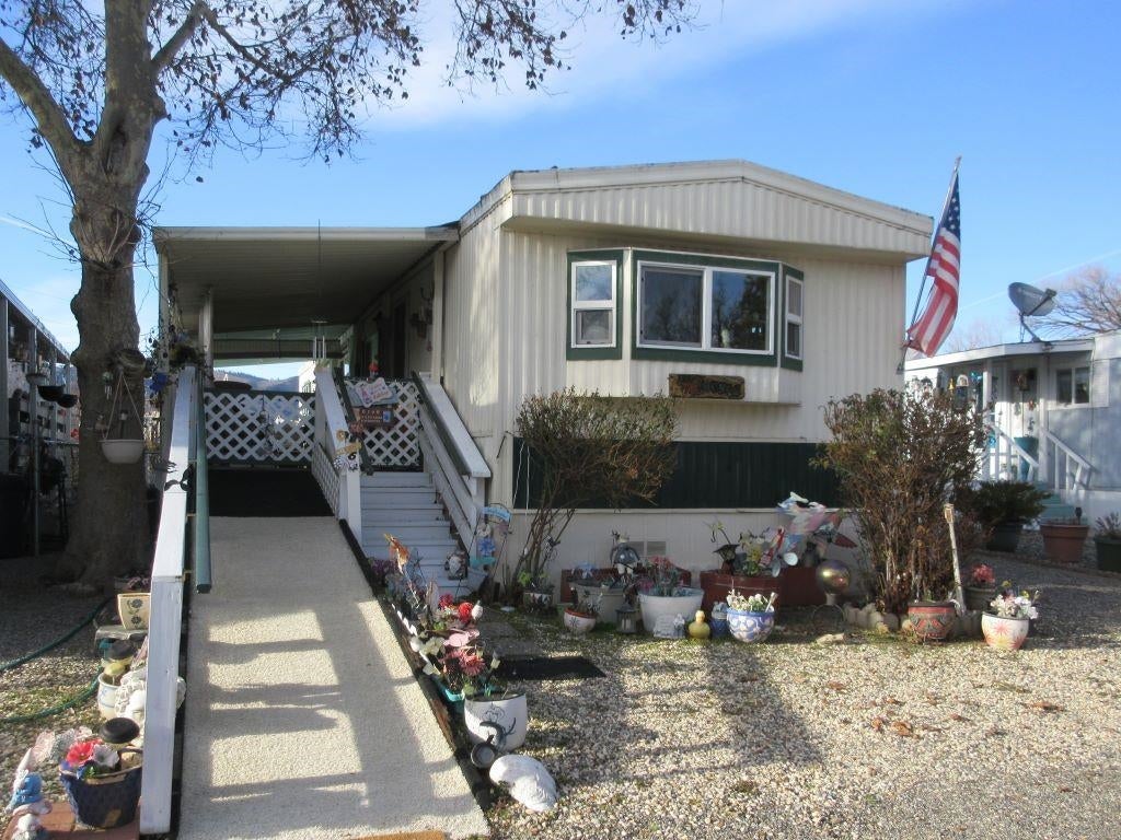 240 Sharps Road, Unit 64 Yreka, CA 96097 - Photo 9 of 9 Gallery Image 9